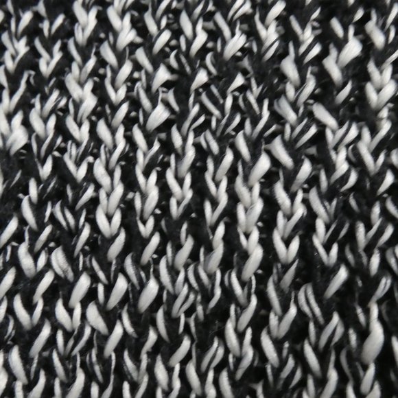 H&M | medium, m | oversized black and white knit sweater | BNWOT - Picture 9 of 16